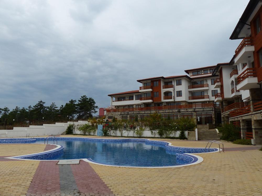 Gardenia Hills Hotel Sunny Beach Exterior photo