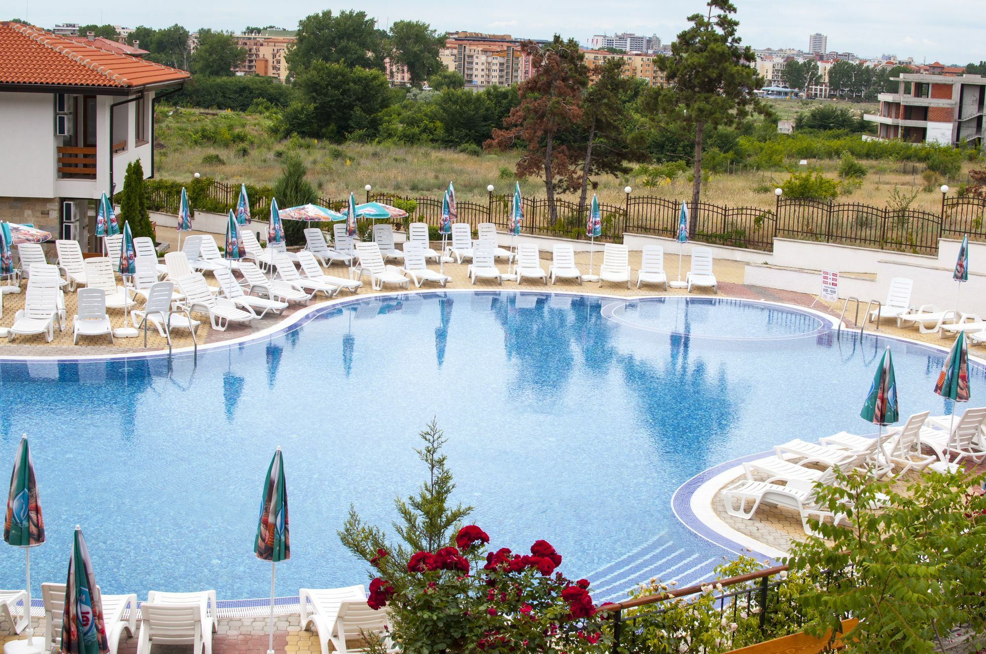 Gardenia Hills Hotel Sunny Beach Exterior photo