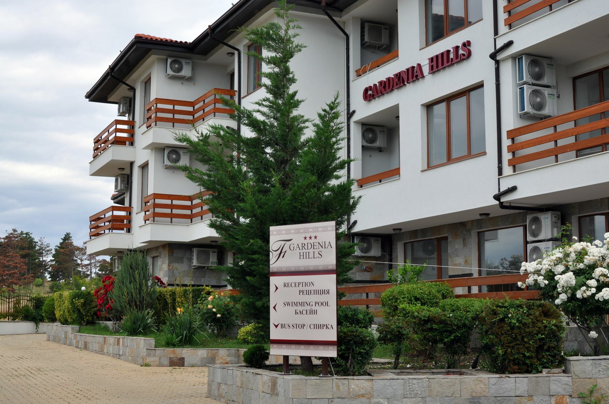 Gardenia Hills Hotel Sunny Beach Exterior photo