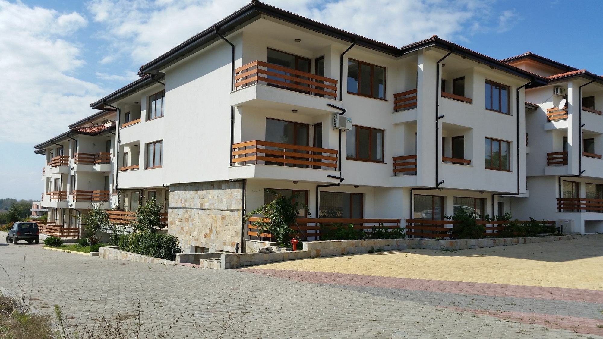 Gardenia Hills Hotel Sunny Beach Exterior photo